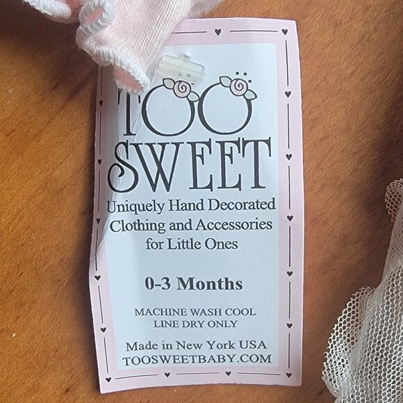 TOO SWEET PINK AND CREAM RUFFLE LACE GOWN WITH BEANIE SIZE 3 MONTHS NWT - Picture 6 of 8